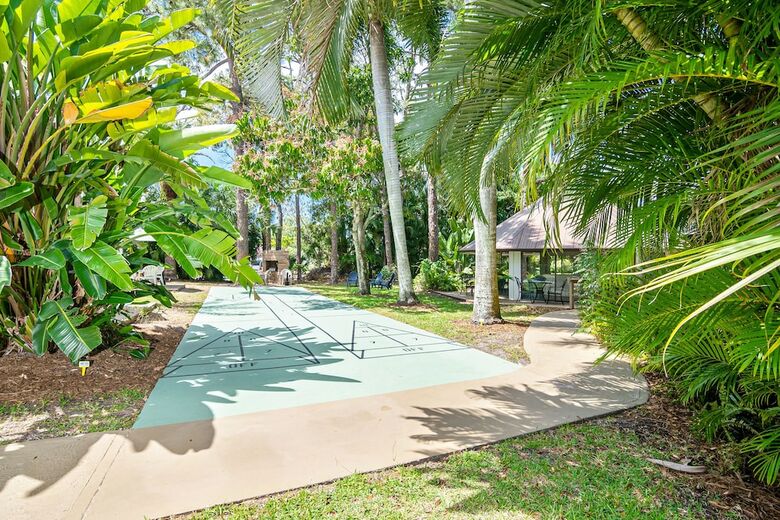 Hotel Fairways Resort
