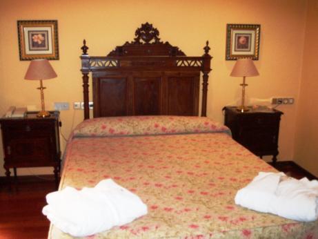Taberna Del Alabardero Hotel