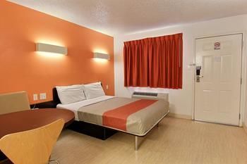 Hotel Motel 6 Austin Central - North