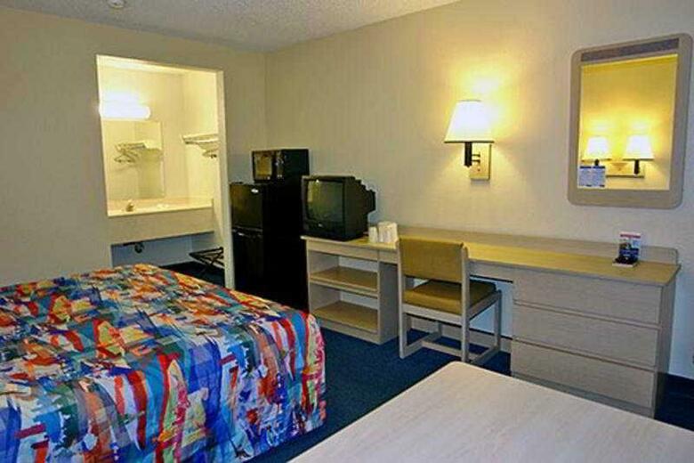 Hotel Motel 6 Oakland - Embarcadero