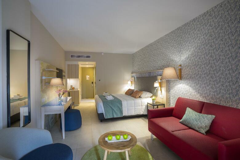Hotel Laura Beach