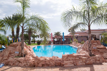 Loutsiana II Hotel Apts