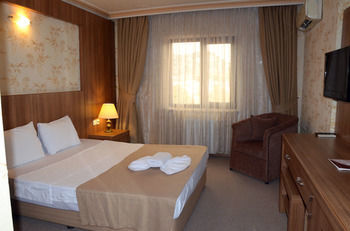 Hotel Capital