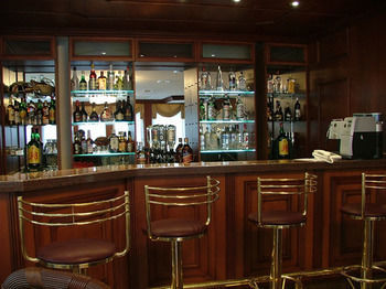 Allstar Residence Hotel