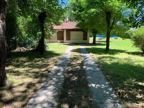 Chalet Con Piscina