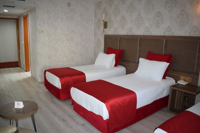 Hotel Euro Plaza
