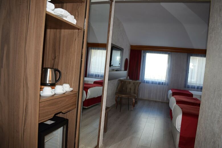 Hotel Euro Plaza