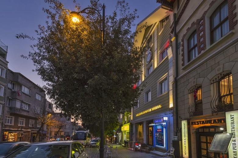 Hotel Istanbul Holiday