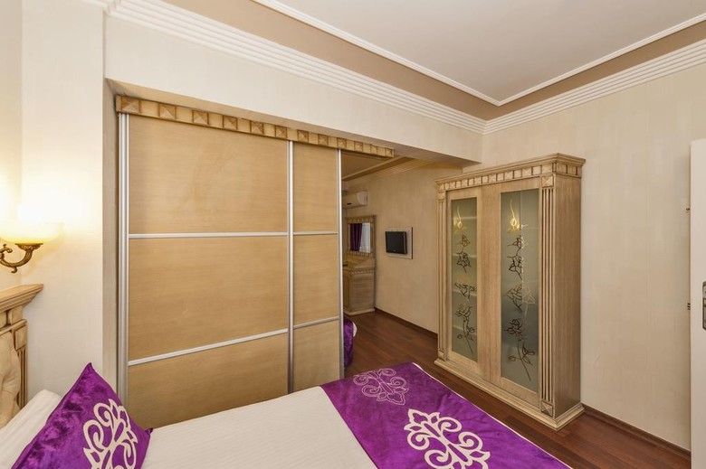 Hotel Istanbul Holiday