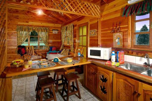 Lodge Caba�as La Monta�a