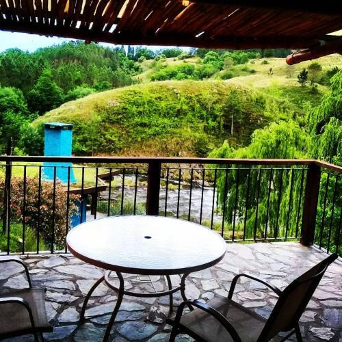 Lodge Caba�as Kalahuasi El Durazno