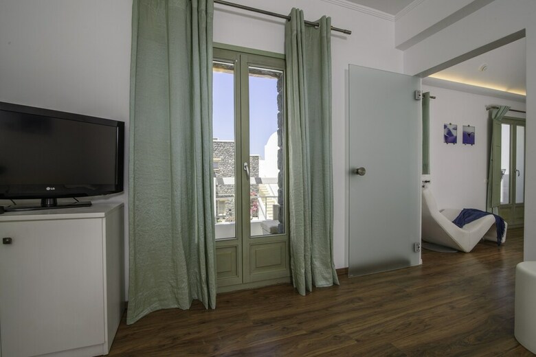 La Mer Deluxe Hotel & Spa