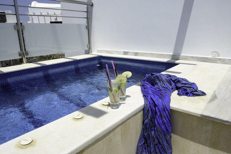 La Mer Deluxe Hotel & Spa