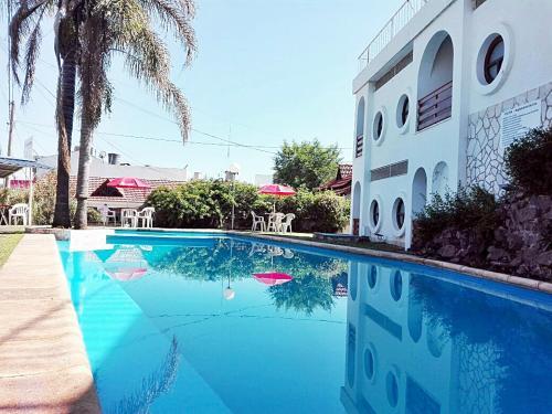 Hostal Del Lago Hotel