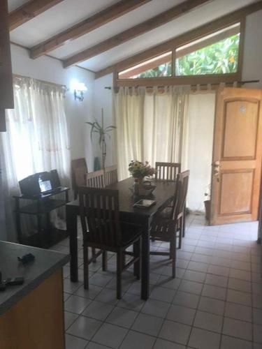 Algarrobo Todo El A�o