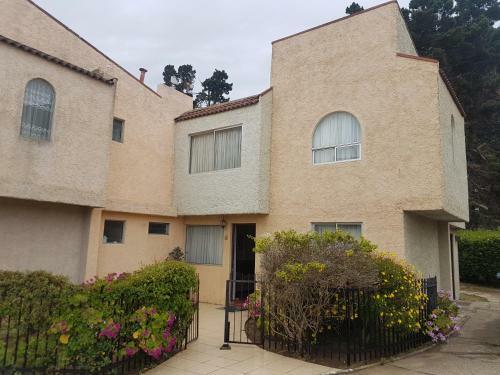 Casa Algarrobo Mucke