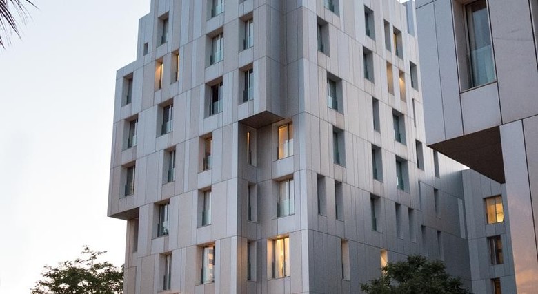 Apartamentos Lugaris Beach