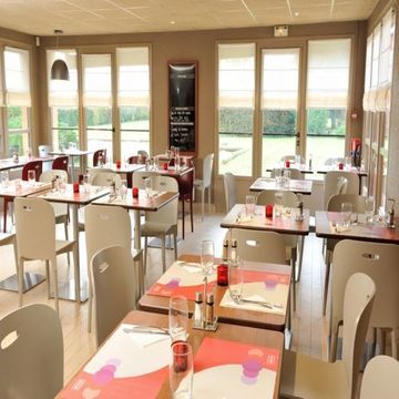 Hotel Campanile Niort La Creche
