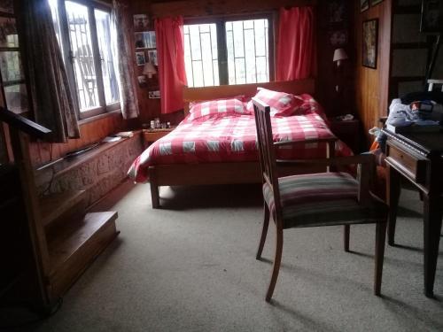 Casa Enrique Araya Isla Negra