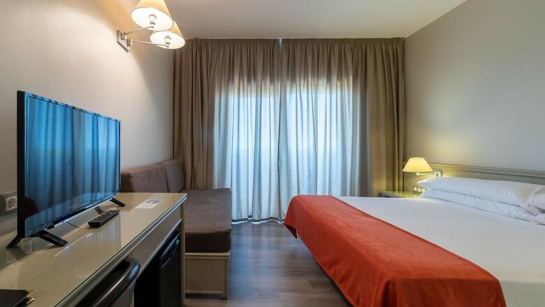 Hotel Pato Rojo