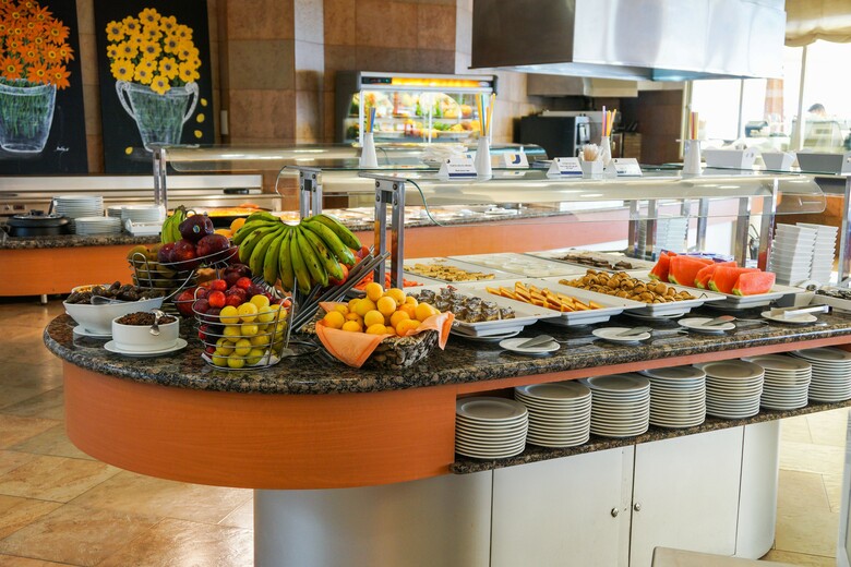 Hotel Senator �guilas