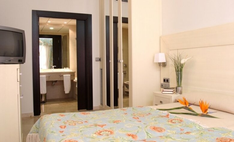 Hotel Senator �guilas