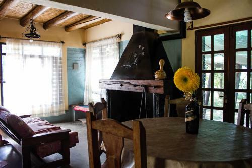 Casa Huinca Vinos Y Monta�a