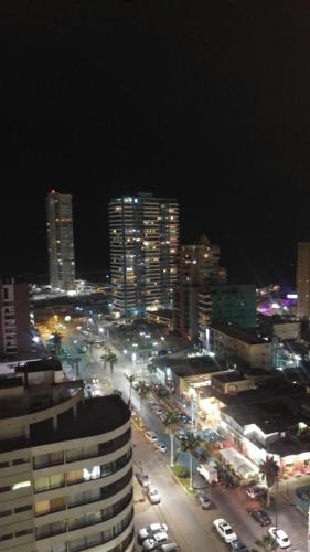 Apartamento Departamento Edificio Alto Cavancha
