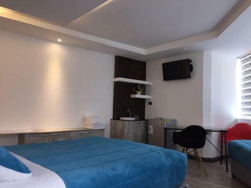 El Camino Hotel