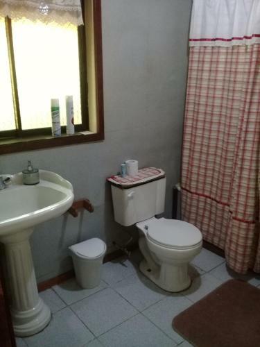 Hostal Y Caba�as De Los Reyes