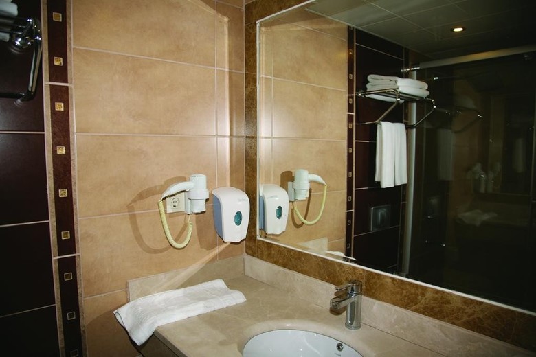 Armas Prestige Hotel