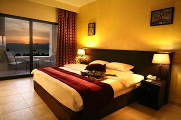 Days Hotel Aqaba