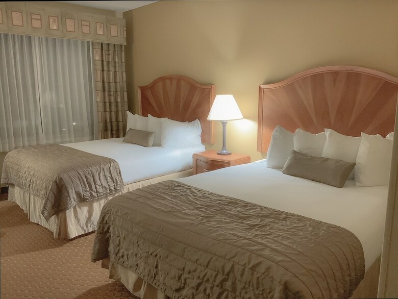 Hotel Baymont Inn And Suites Ashevil