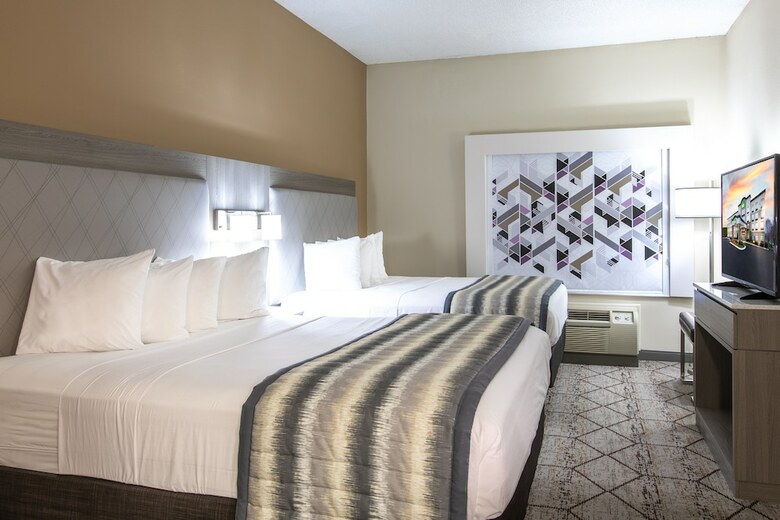Hotel Wingate By Wyndham Concord
