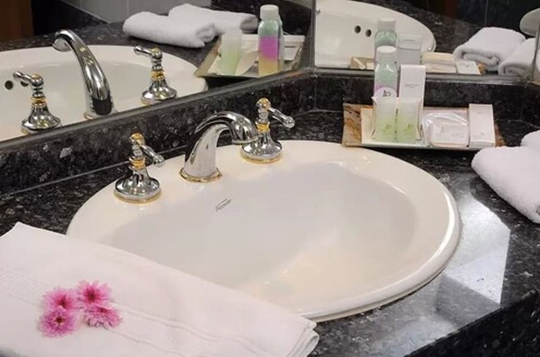 Hotel �ik�n Spa And Business Center