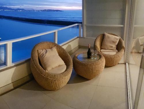 Apartamento Laguna Del Mar 708