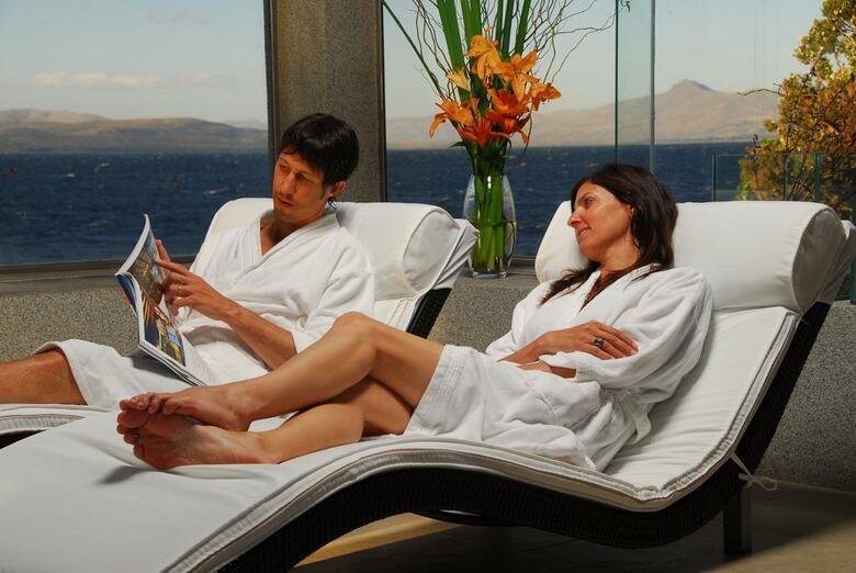 Hotel Alma Del Lago Suites & Spa