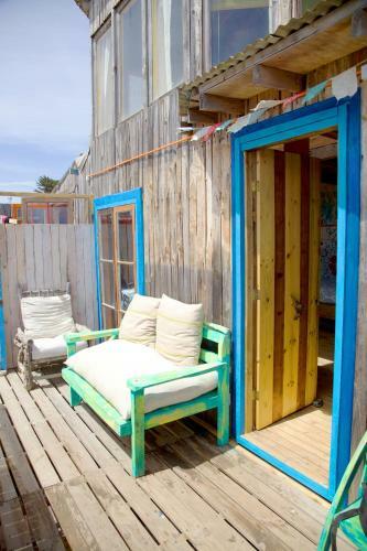 Lotus Surf House