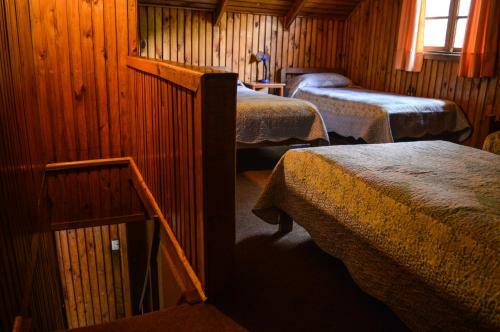 Albergue Hostal Y Caba�as Los �irres