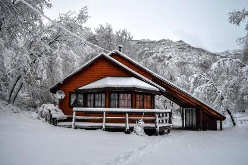 Albergue Hostal Y Caba�as Los �irres