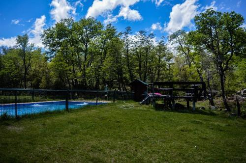 Albergue Hostal Y Caba�as Los �irres