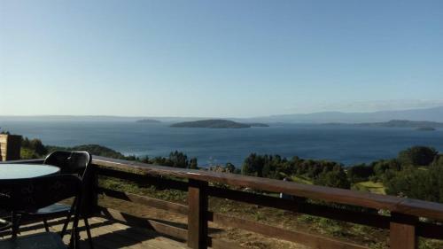 Caba�as Mirador Lago Ranco
