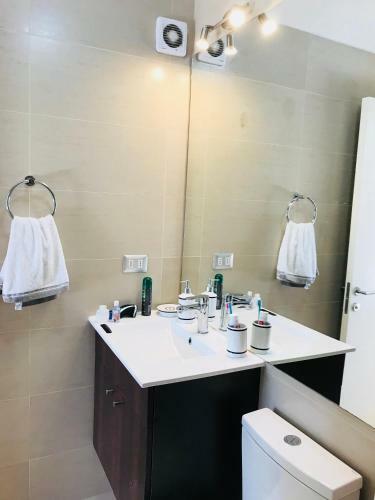 Apartamento Depto. En Condominio Parque Payllahue