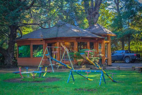 Lodge Caba�as El Dorado Puc�n
