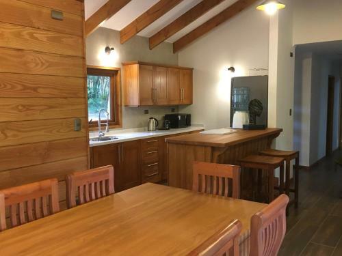 Lodge Casa Lingue Puc�n