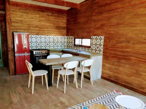 Hostal Caba�as Alma Lodge
