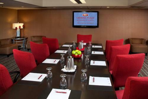 Hotel Crowne Plaza Indianapolis-airp