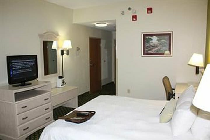 Hotel Hampton Inn Jackson Pearl International Airport