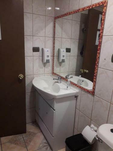 Hostal Apart Hotel Esesur