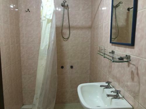 Hostal Hospedaje Los Coihues